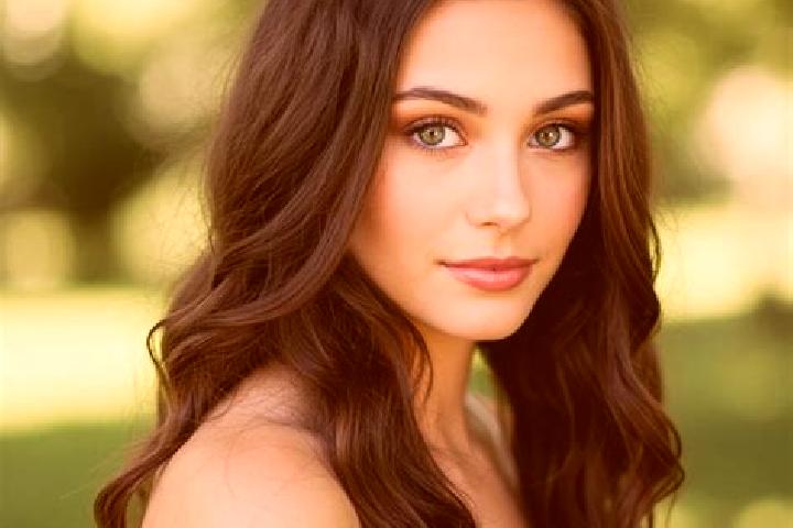 Ellie, 21, a dark blonde hazel-eyed slavic companion based in Jiekeng. Offering A-Level, OWO, Overnight. Available for incall and outcall, day and evening da...