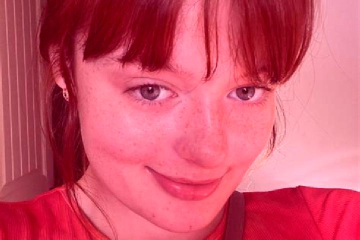 Ellie, 21, a red grey-eyed mixed companion based in Toussieux. Offering Massage, Couples, Party Girl, Fetish, Travel Companion. Available for incall and outc...