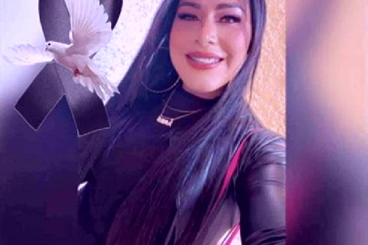 Ellie, 21 — Escort in Huamuchapa, Mexico