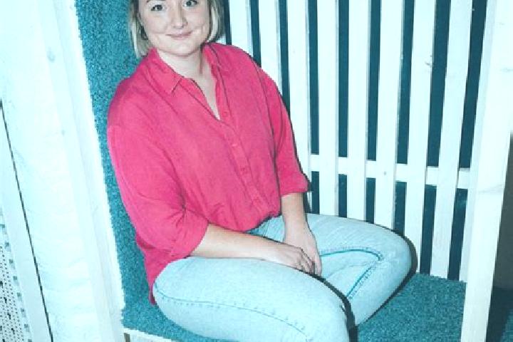 Ellie, 21 — Escort in Schlierbach, Austria