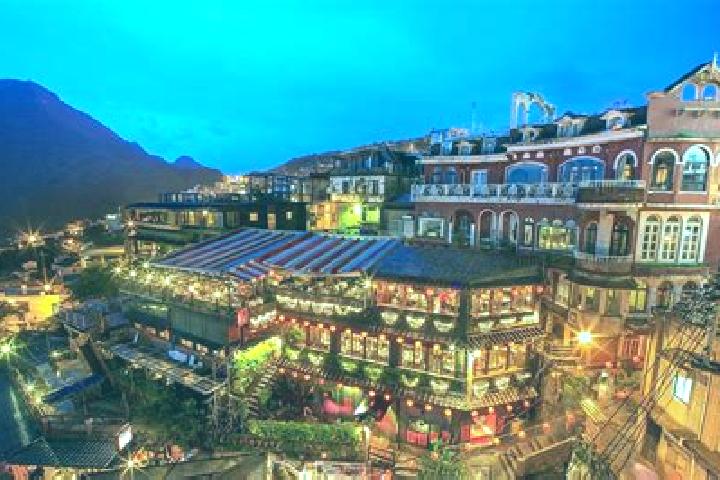 Ellie, 22, a chestnut amber-eyed indian companion based in Jiufen. Offering Dinner Date, CIM, Fetish, Duos. Available for incall and outcall, day and evening...