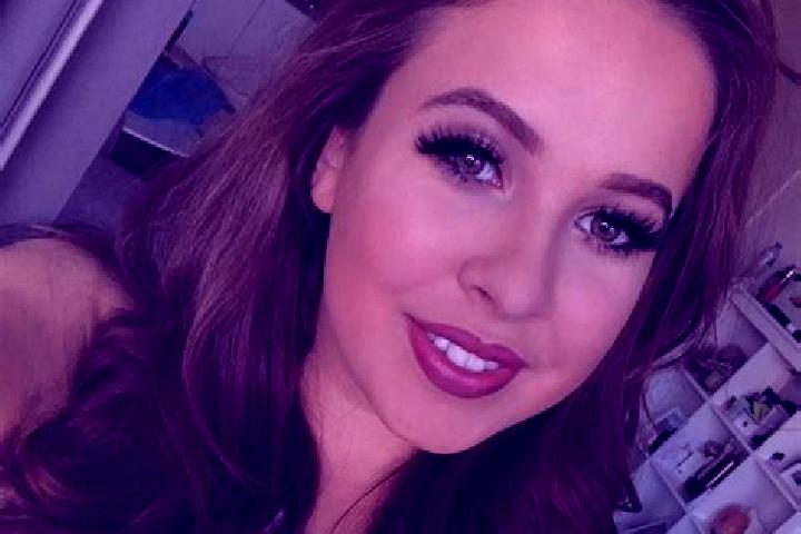 Ellie, 22, a chestnut dark-eyed mediterranean companion based in Aveize. Offering Massage, GFE, Girlfriend Experience, Prostate Massage, Erotic Massage. Avai...