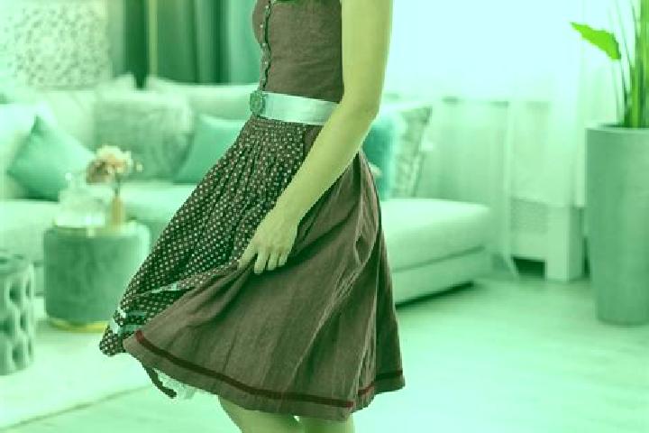 Ellie, 22 — Escort in Sarebe, Indonesia