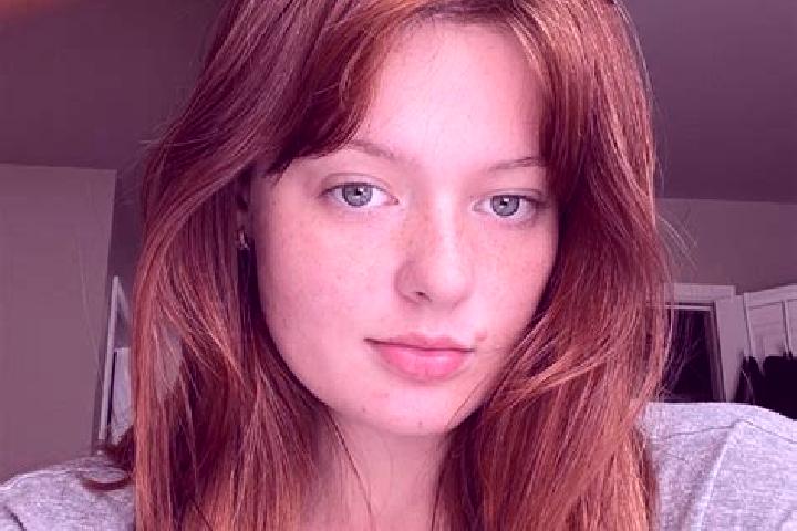 Ellie, 23, a auburn amber-eyed mixed companion based in Cherelus. Offering Overnight, Deep French Kissing, Prostate Massage, Tantra. Available for incall and...