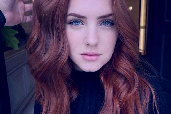 Ellie, 23, a auburn blue-eyed european companion based in Akadiafoue. Offering Massage, Tantra, Travel Companion. Available for incall and outcall, day and e...