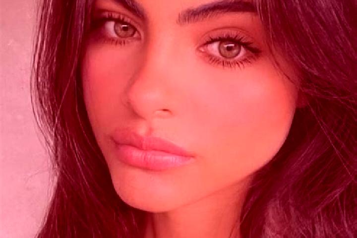 Ellie, 23, a black hazel-eyed asian companion based in Mehna. Offering Striptease, Erotic Massage, Massage. Available for incall and outcall, day and evening...