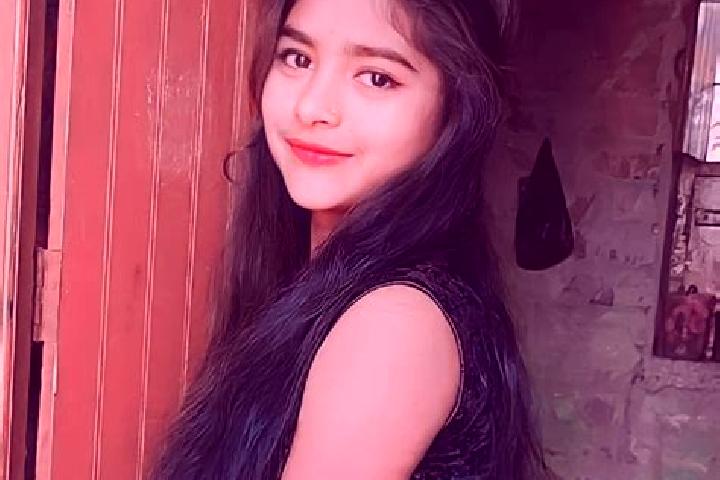 Ellie, 23 — Escort in Bar Bigha, India