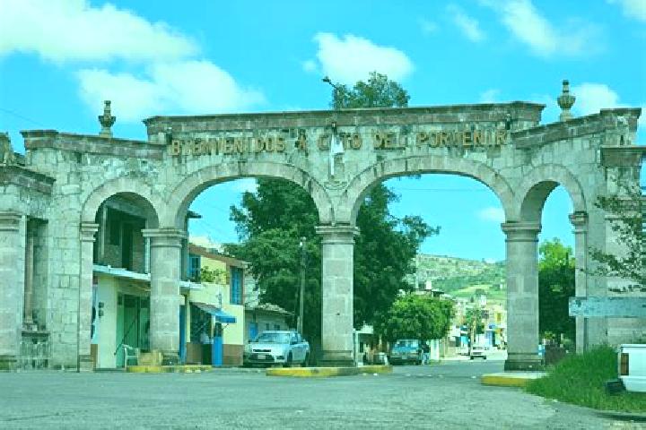 Ellie, 23 — Escort in Cuto del Porvenir, Mexico