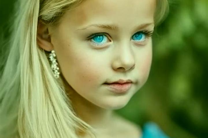 Ellie, 24, a blonde blue-eyed caribbean companion based in Swinefleet. Offering Roleplay, 69, A-Level, Party Girl, Travel Companion. Available for incall and...