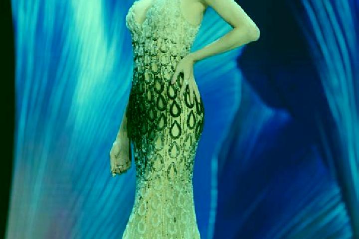 Ellie, 24 — Escort in Quan Hau, Vietnam