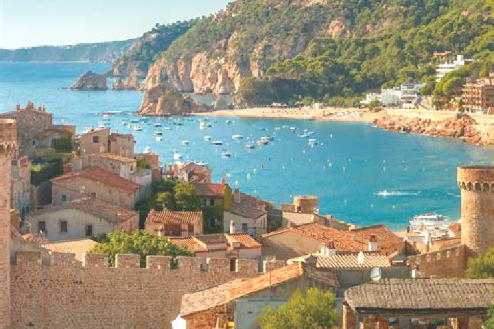 Ellie, 24 — Escort in Senes de Alcubierre, Spain