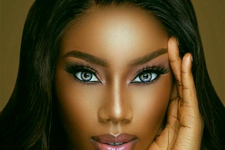 Ellie, 25, a chestnut blue-eyed ebony companion based in Ottaviano. Offering Domination, 69, GFE, Striptease. Available for incall and outcall, overnight boo...