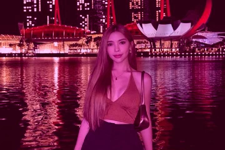 Ellie, 25 — Escort in Chino, Japan