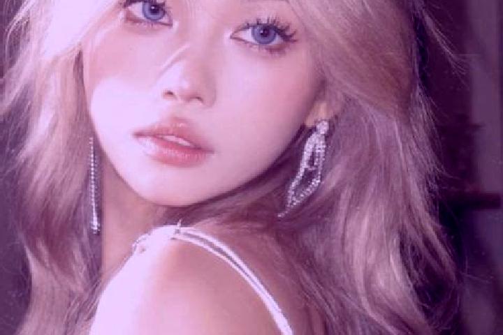 Ellie, 26, a blonde dark-eyed asian companion based in Barbigha. Offering Duos, Domination, GFE. Available for incall and outcall, day and evening dates.