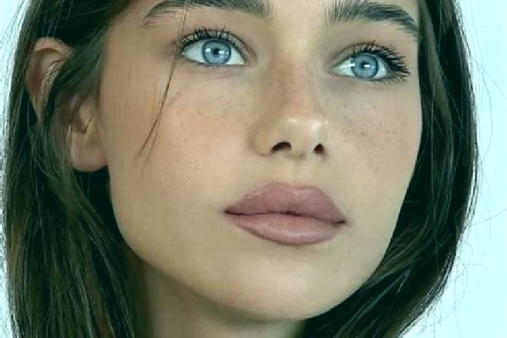 Ellie, 26, a brunette brown-eyed caucasian companion based in Ulaanshiveet. Offering Tantra, Dinner Date. Available for incall and outcall, overnight booking...