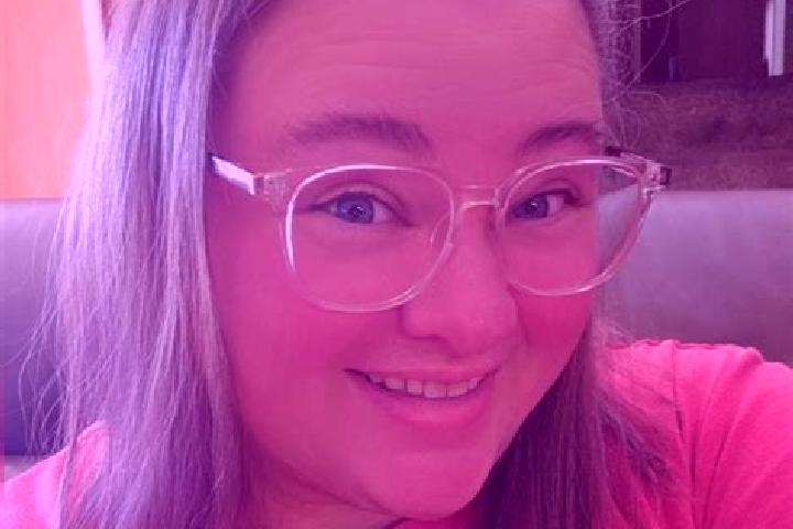 Ellie, 26 — Escort in Kinsley, United States