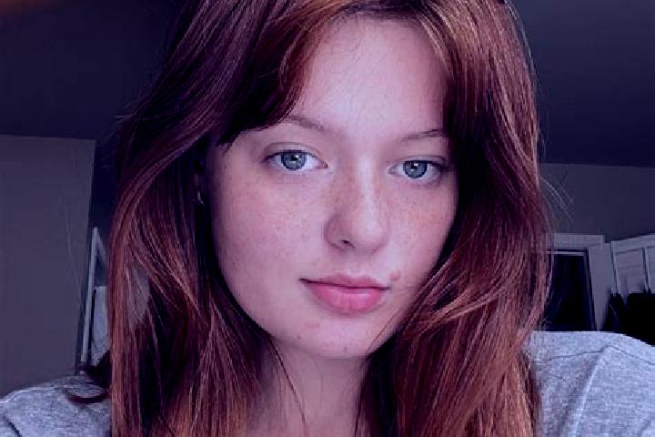 Ellie, 27, a auburn amber-eyed mixed companion based in Munchsmunster. Offering A-Level, BDSM, Deep French Kissing, 69. Available for incall and outcall, day...