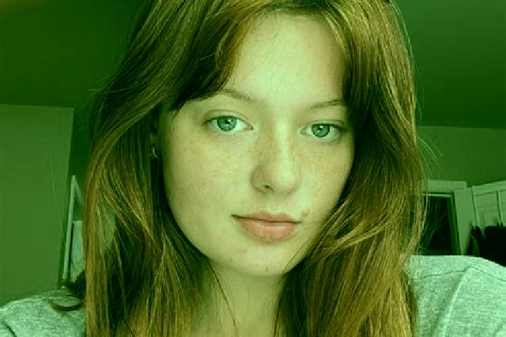 Ellie, 27, a auburn hazel-eyed asian companion based in el Camp d en Grassot i Gracia Nova. Offering Dinner Date, Girlfriend Experience. Available for incall...