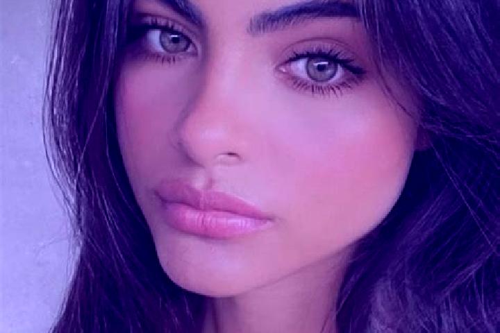 Ellie, 27, a blonde amber-eyed indian companion based in Bunschoten. Offering Duos, Prostate Massage, GFE. Available for incall and outcall, day and evening ...