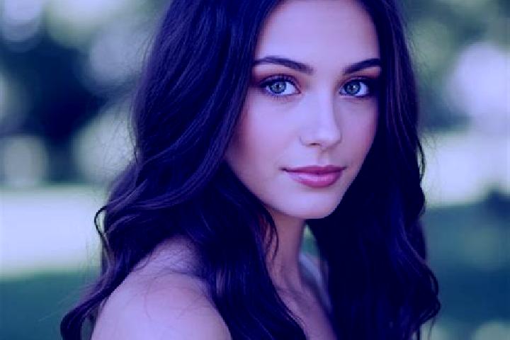 Ellie, 27, a brunette hazel-eyed slavic companion based in Deh Kheyr. Offering Couples, Party Girl, Fetish. Available for incall and outcall, day and evening...
