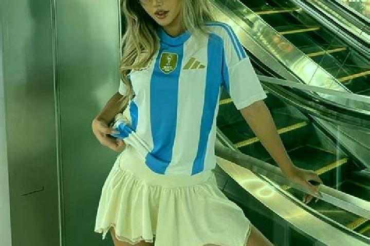 Ellie, 27 — Escort in Ceres, Argentina