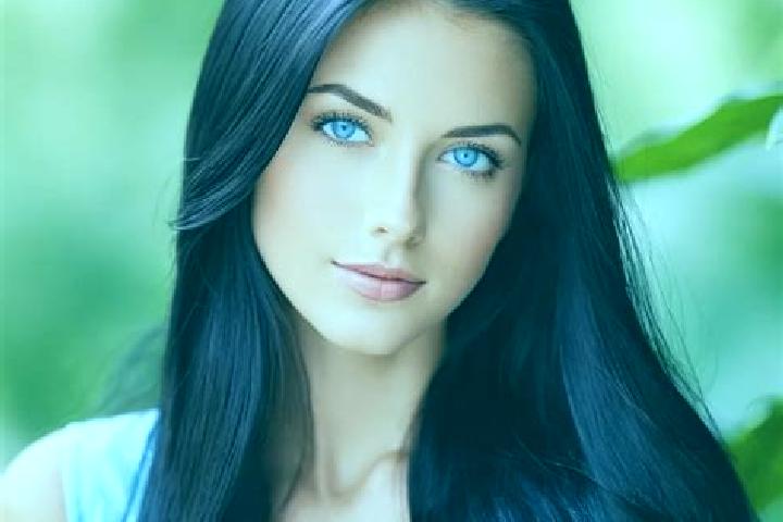 Ellie, 28, a dark blonde blue-eyed mediterranean companion based in Obernheim-Kirchenarnbach. Offering Domination, Party Girl, Couples, GFE. Available for in...
