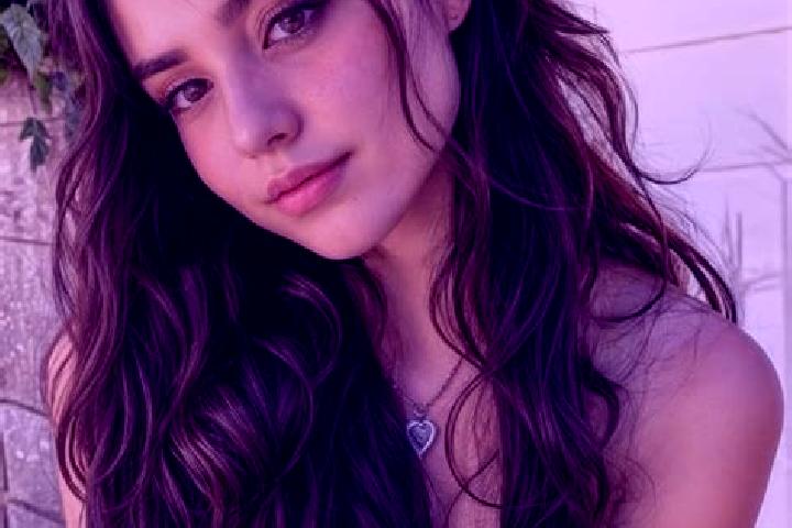 Ellie, 28, a red hazel-eyed latina companion based in Santa Coloma de Cervello. Offering Party Girl, Overnight, BDSM. Available for incall and outcall, day a...