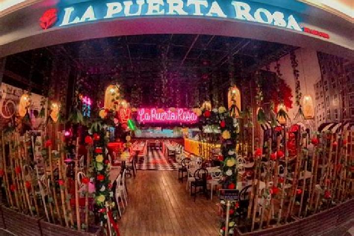 Ellie, 28 — Escort in La Puerta, Mexico