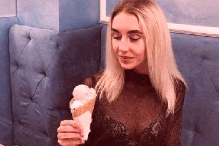 Ellie, 28 — Escort in Zabawa, Poland