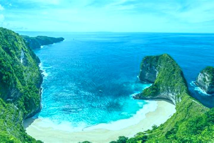 Ellie, 29 — Escort in Pagerharjo, Indonesia