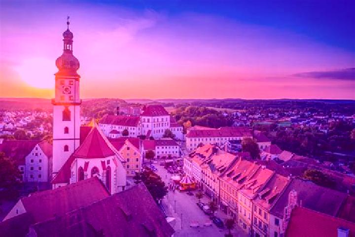 Ellie, 29 — Escort in Sulzbach-Rosenberg, Germany