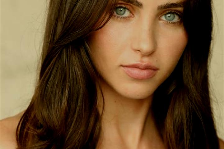 Ellie, 30, a red brown-eyed latina companion based in Wolometang. Offering GFE, Dinner Date, 69, Overnight. Available for incall and outcall, day and evening...