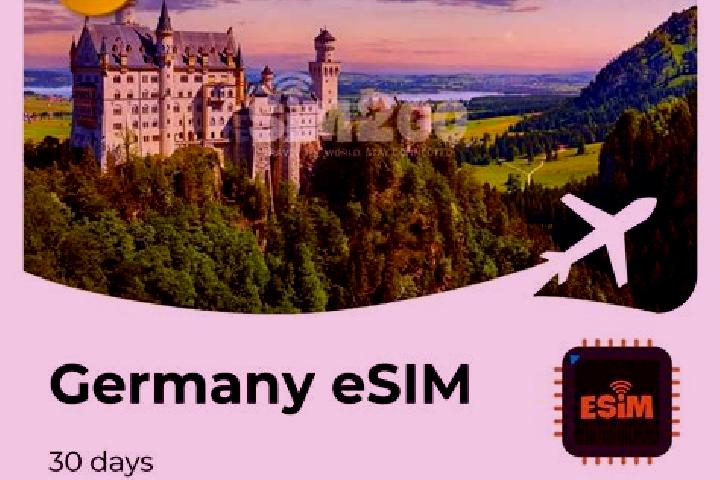 Ellie, 30 — Escort in Deetz, Germany