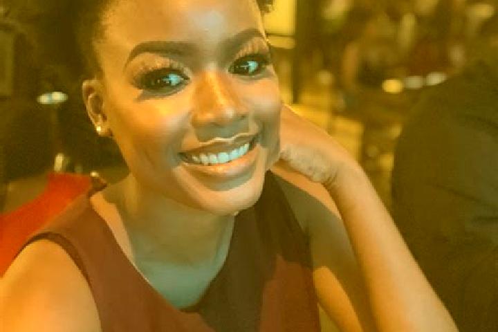 Ellie, 30 — Escort in Letlhakeng, Botswana