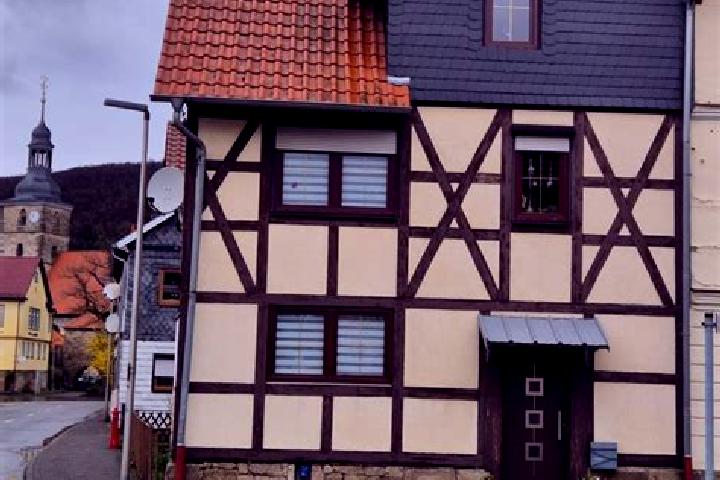Ellie, 30 — Escort in Obermassfeld-Grimmenthal, Germany