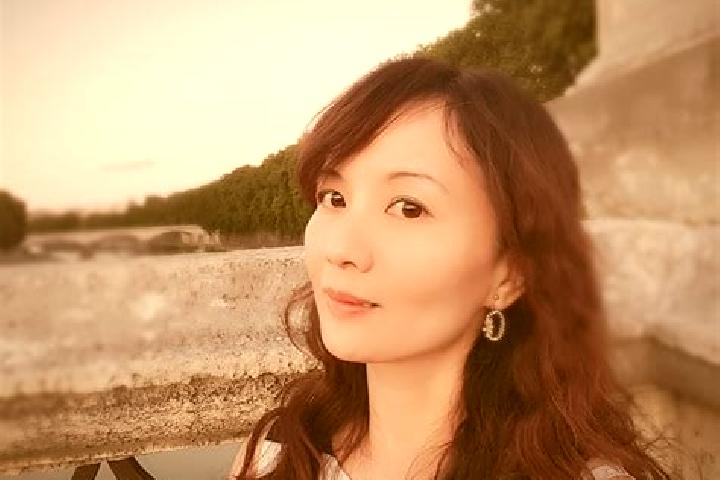 Ellie, 30 — Escort in Qiaoshang, China