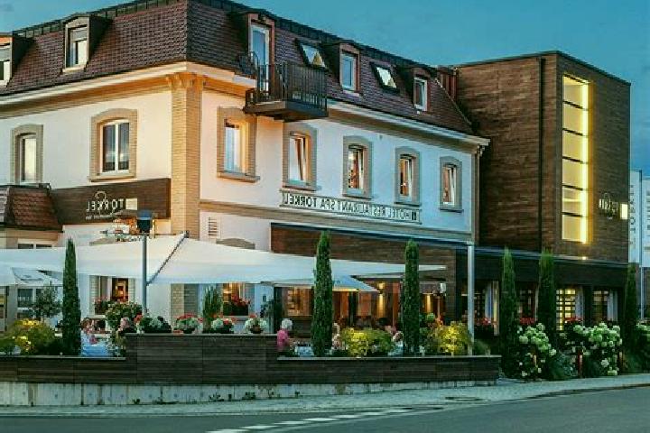 Ellie, 30 — Escort in Rheineck, Switzerland