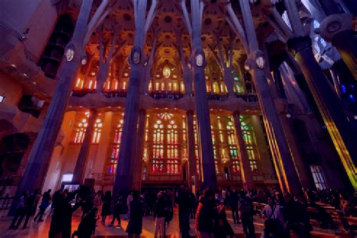 Ellie, 30 — Escort in Sagrada Familia, Philippines