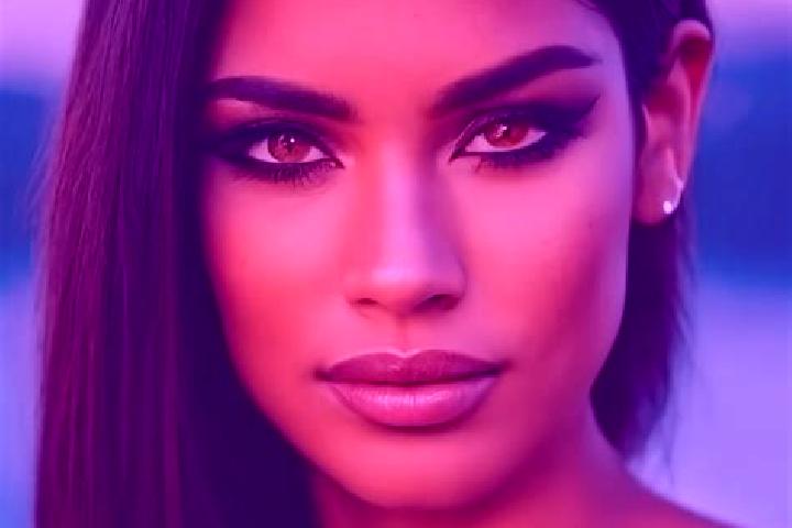 Ellie, 31, a brunette amber-eyed latina companion based in Teulada. Offering Party Girl, Tantra, Dinner Date, Travel Companion. Available for incall and outc...