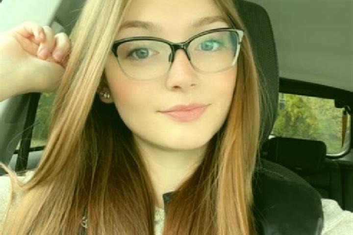 Ellie, 31 — Escort in Romulus, United States