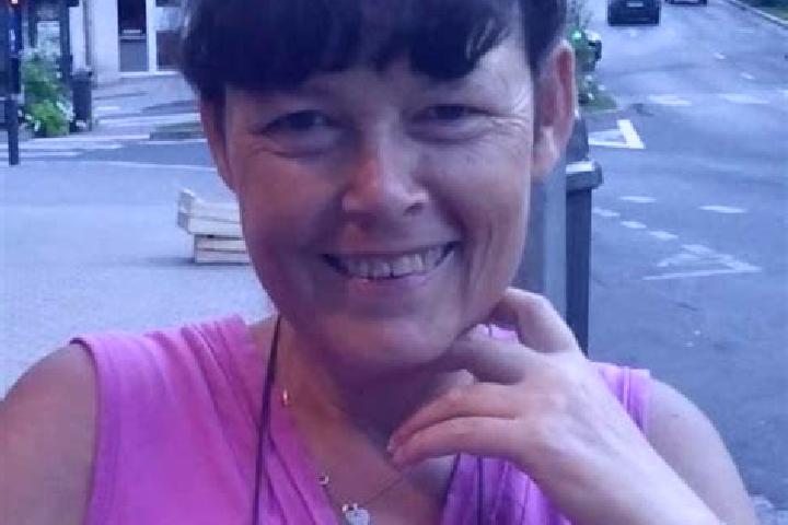 Ellie, 31 — Escort in Saint-Romain-en-Gal, France