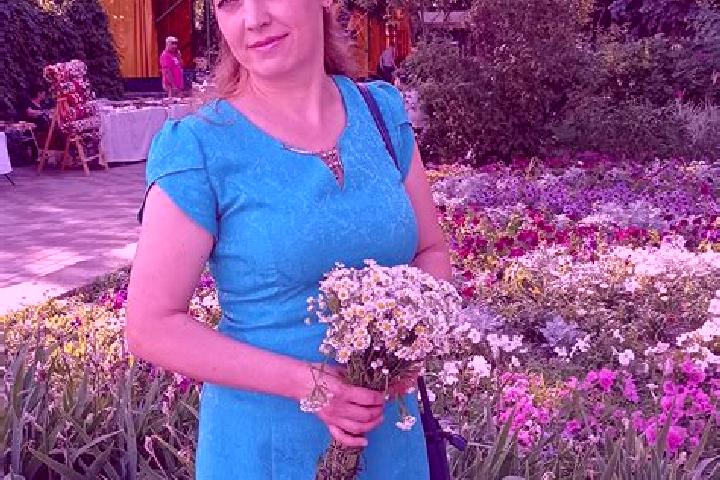 Ellie, 31 — Escort in Tarashcha, Ukraine