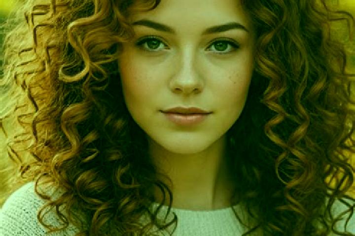 Ellie, 32, a auburn brown-eyed slavic companion based in Poieni. Offering OWO, GFE, Erotic Massage. Available for incall and outcall, overnight bookings avai...