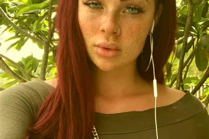 Ellie, 32, a red brown-eyed indian companion based in Goioasa. Offering A-Level, Deep French Kissing, OWO. Available for incall and outcall, overnight bookin...