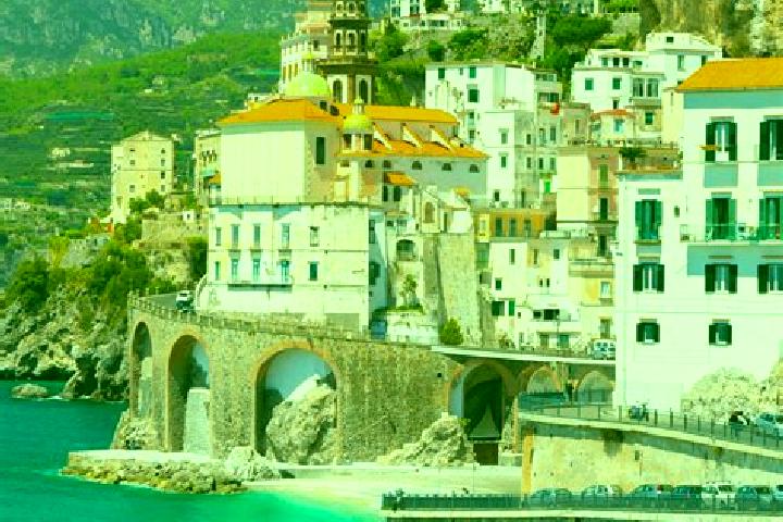 Ellie, 32 — Escort in Stazzona, Italy
