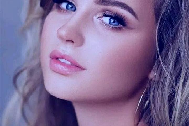 Ellie, 33, a dark blonde blue-eyed caribbean companion based in Yangloudong. Offering GFE, Dinner Date, A-Level, CIM, Domination. Available for incall and ou...