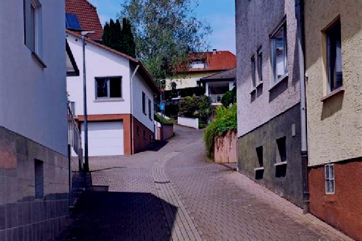 Ellie, 33 — Escort in Contwig, Germany