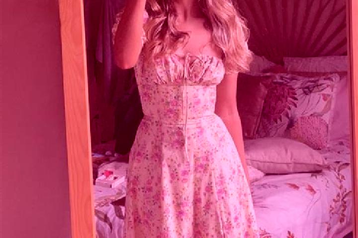 Ellie, 33 — Escort in Glengowrie, Australia