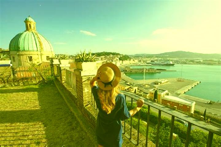 Ellie, 33 — Escort in Le Grazie di Ancona, Italy