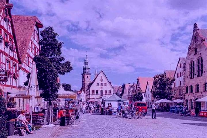 Ellie, 33 — Escort in Neuhaus an der Pegnitz, Germany